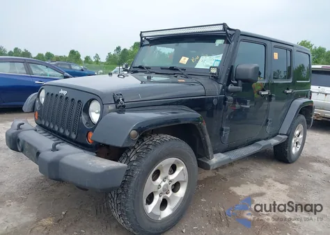 2013 Jeep Wrangler Unlimited Sahara from USA, damaged, VIN 1C4BJWEG9DL525464